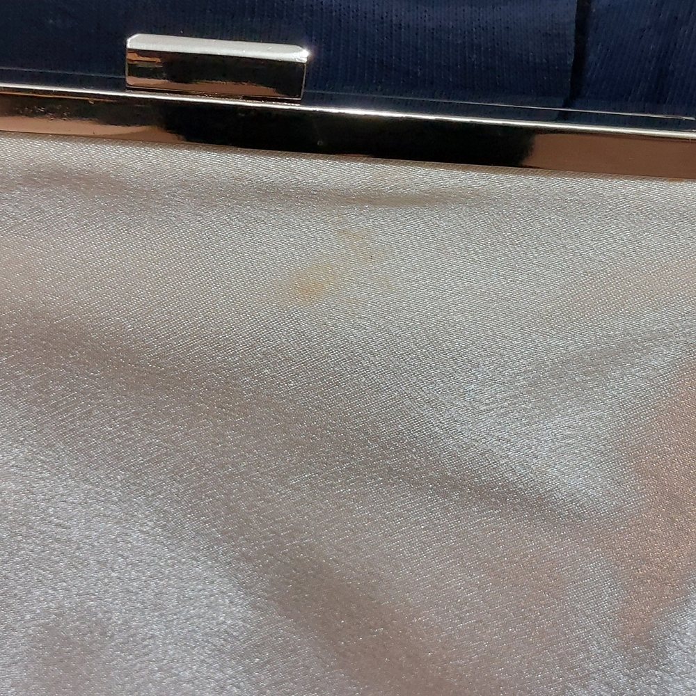 New York & Company Cream Fringed Crossbody Bag - Picture 6 of 6